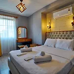 La Mira Alacati Ξενοδοχείο 2*