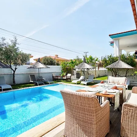 La Mira 2* Чешме