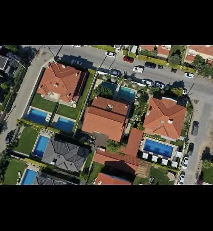 Готель La Mira