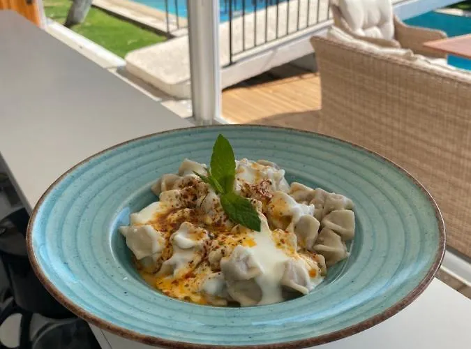 La Mira Alacati 酒店 2*