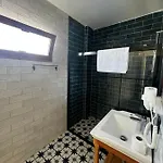 La Mira Alacati Hotel 2*