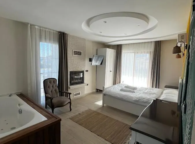 La Mira Alacati Готель