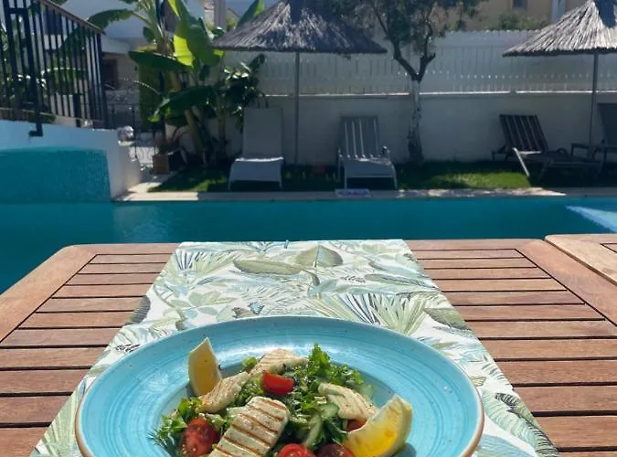 Готель La Mira Alacati 2*