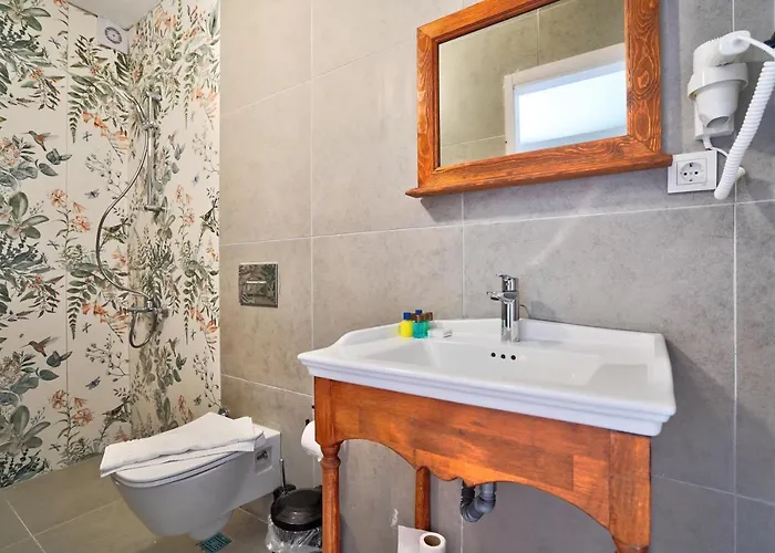 La Mira Alacati Готель 2*