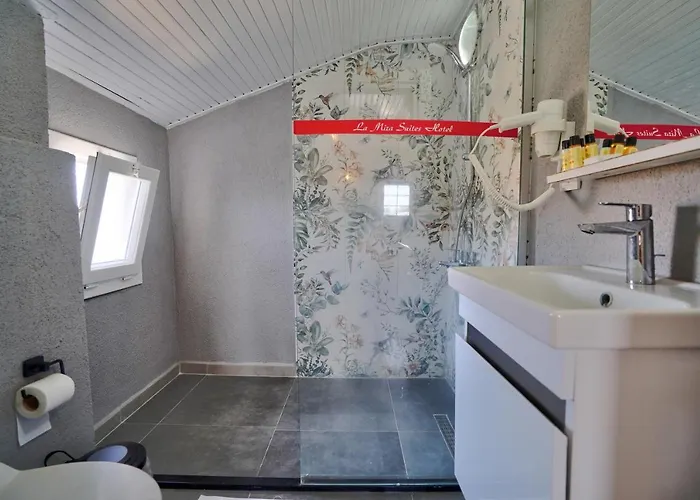 La Mira Alacati Готель