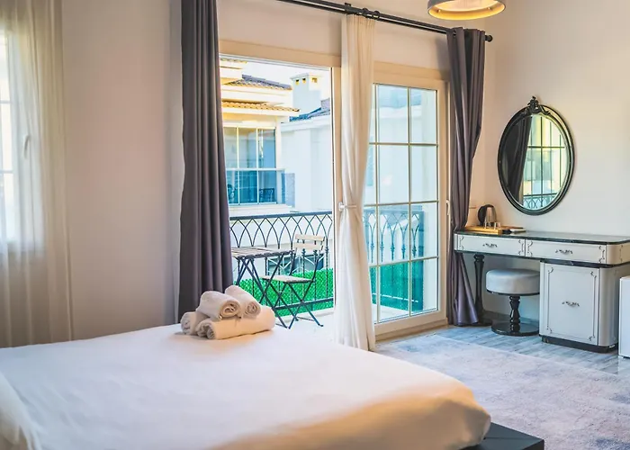 Готель La Mira Alacati Чешме